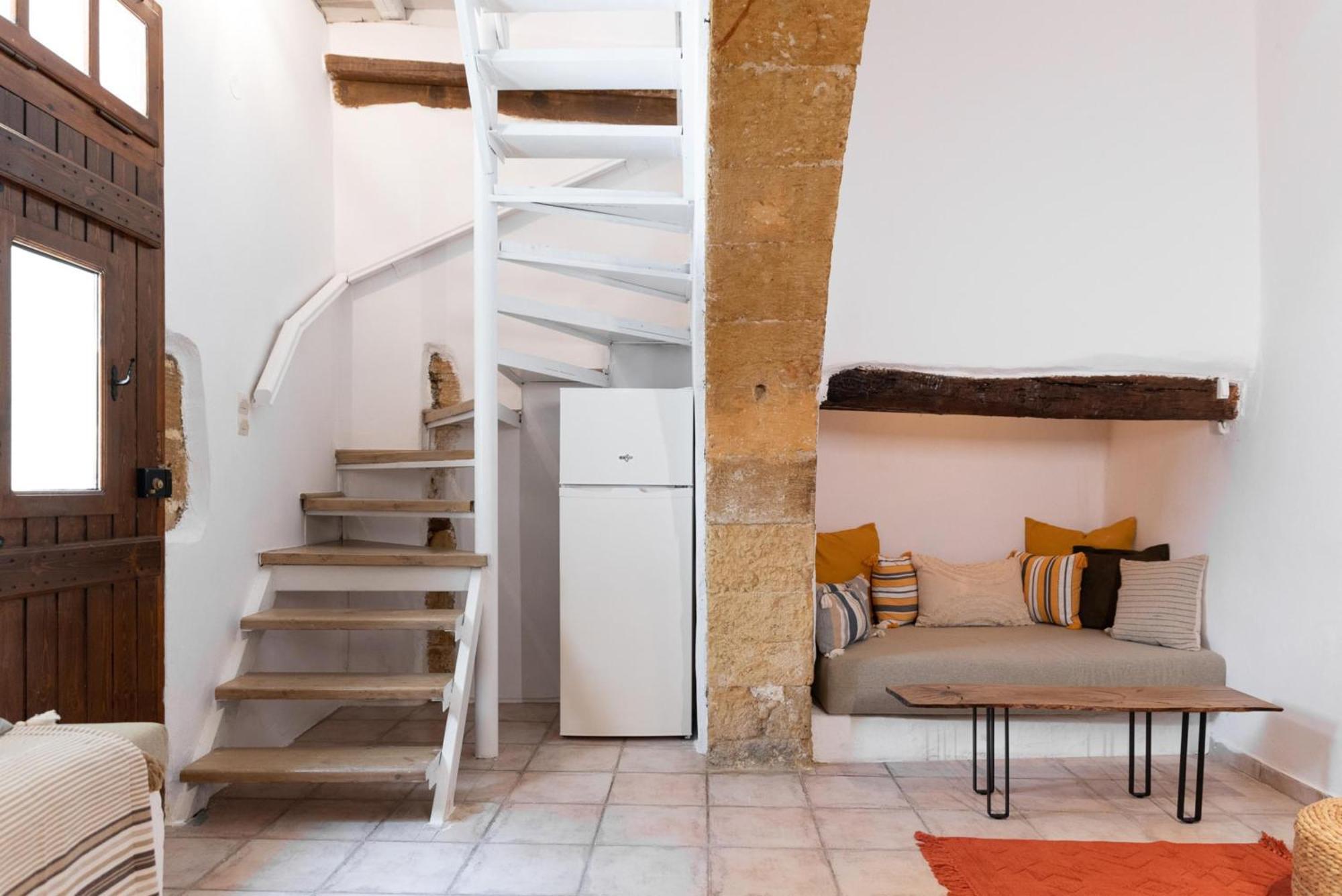 Cretan Pnoe (adults Only) Kolimvárion