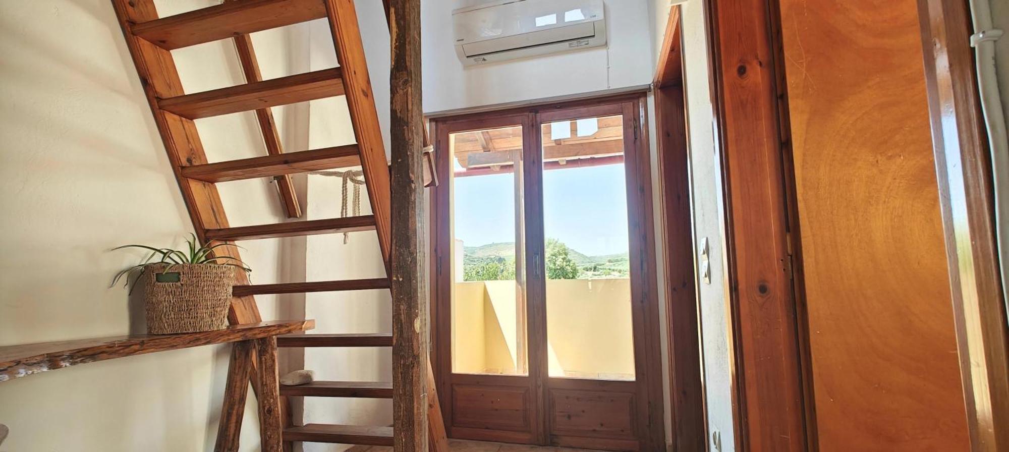Cretan Pnoe (adults Only) Kolimvárion